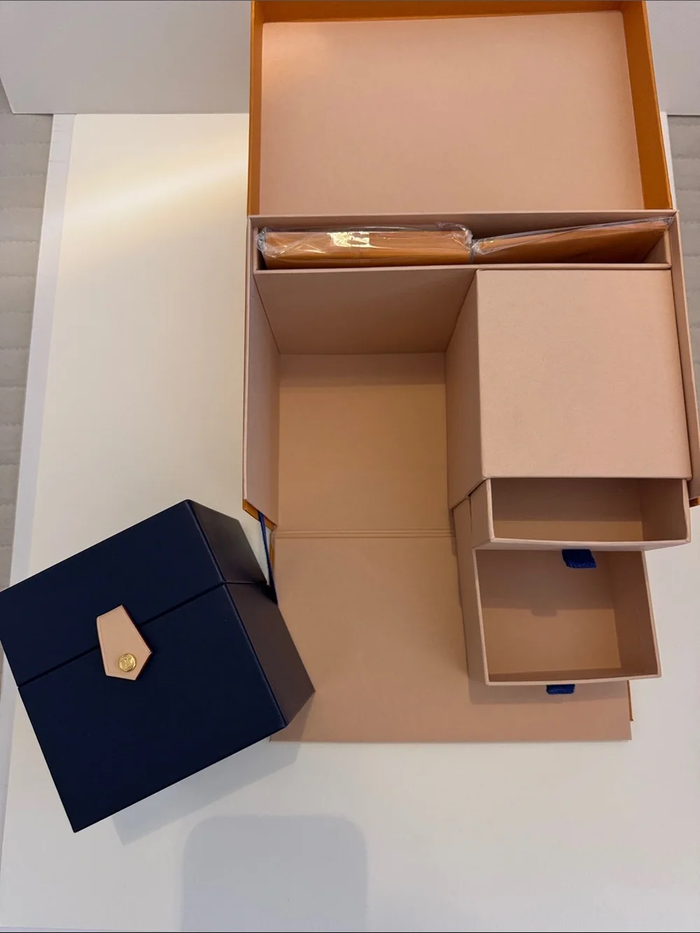 Louis Vuitton Presentation Smarthwatch and Accessory Box